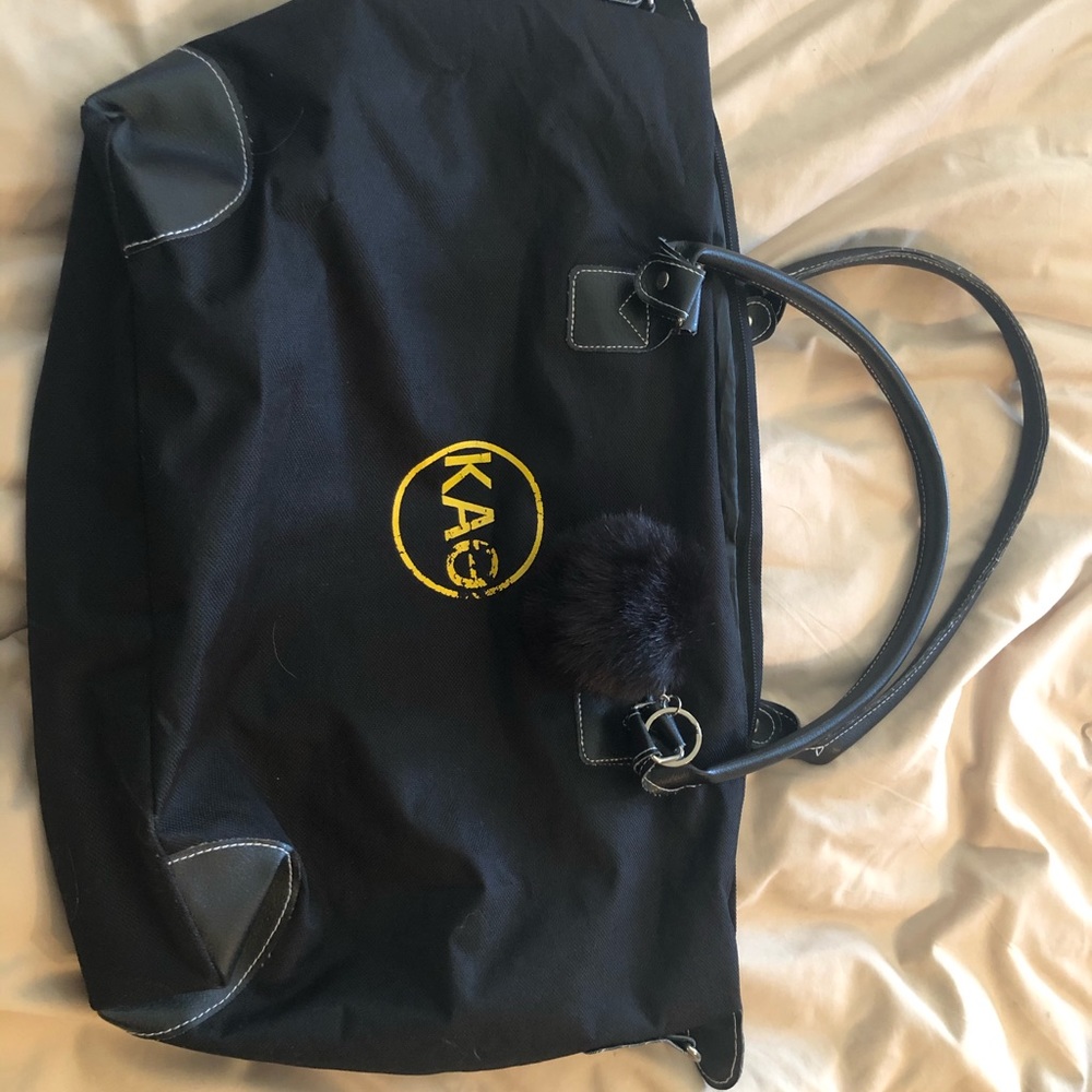 Theta Soro zip up tote
